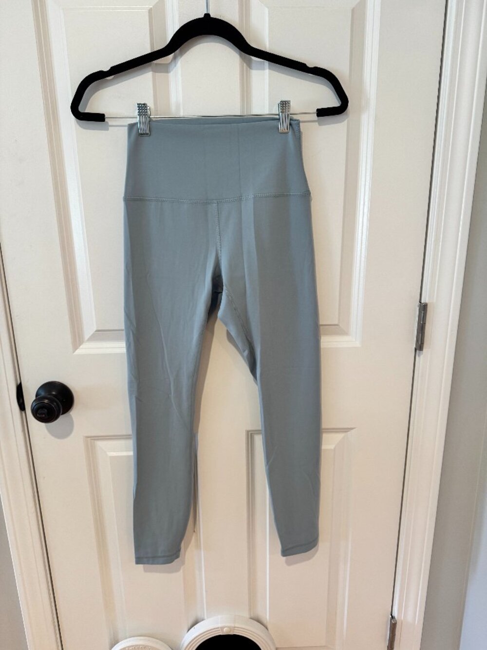 CRZ Yoga Light Blue Butterluxe 25 Inch Yoga Pants - Size Small